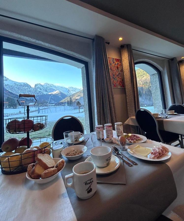 Hotel Restaurant Le Madame La Ferrière Zewnętrze zdjęcie